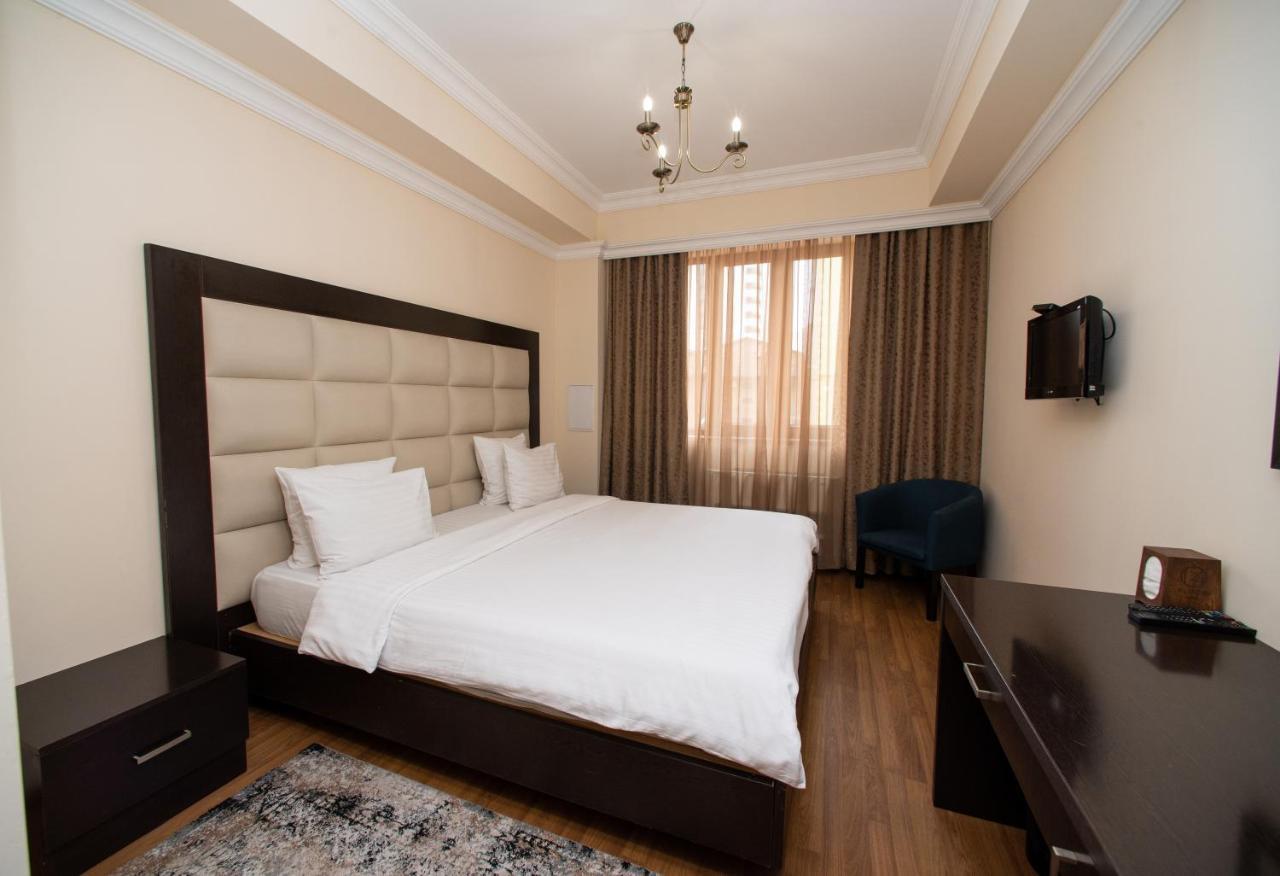 14 Floor Hotel Yerevan Ngoại thất bức ảnh